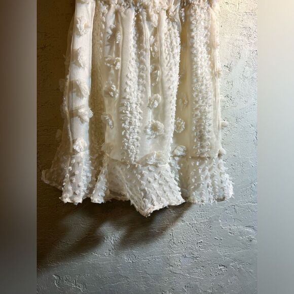 Dress by Vernacular, mini to knee, ivory cream with gorgeous floral poofs Medium - Picture 8 of 16